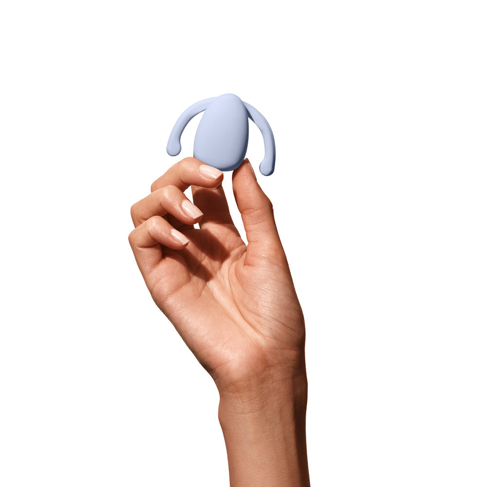 Dame Eva Hands Free Vibrator - Ice