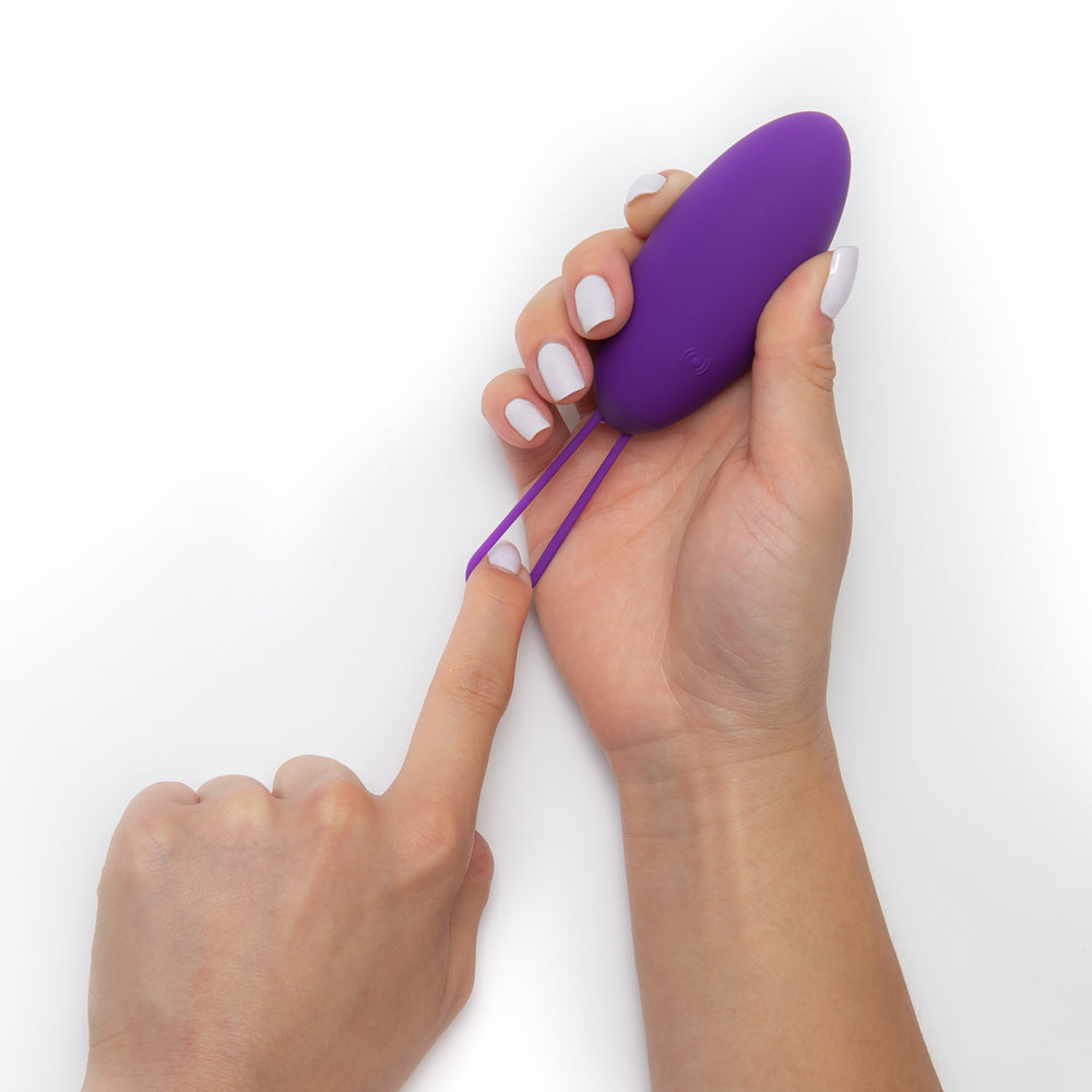 Blush Wellness Imara Vibrating Egg w/Remote - Purple