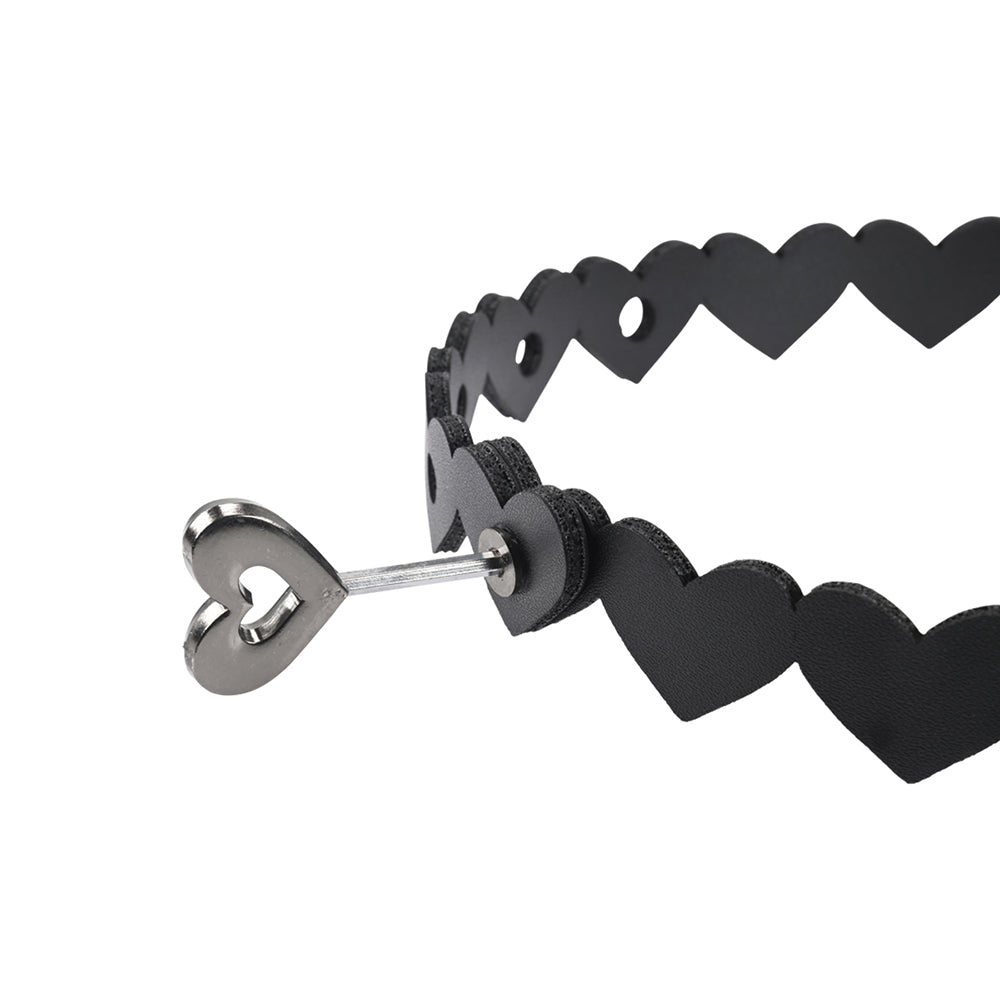 S&M Heart Day Collar