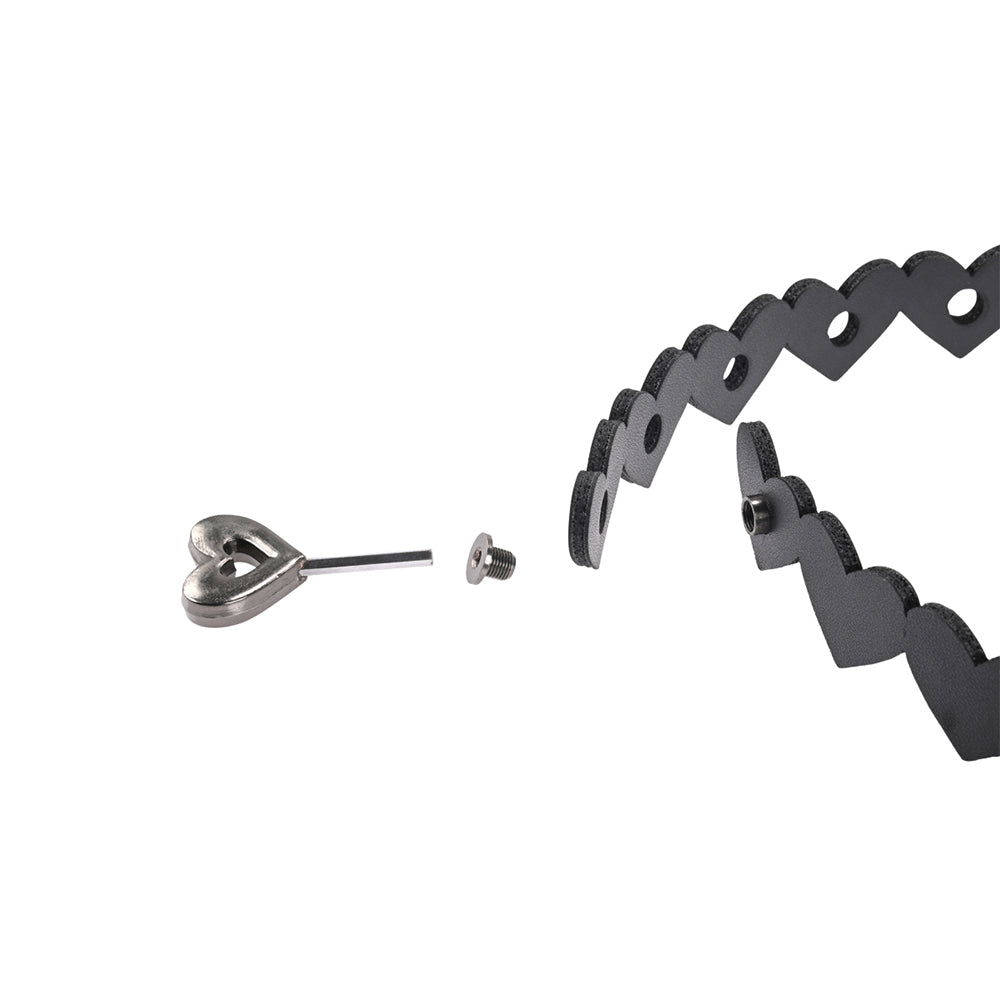 S&M Heart Day Collar