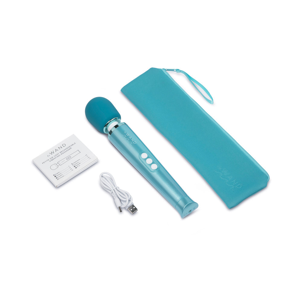 Le Wand Dive Submersible & Rechargeable Vibrating Massager - Blue