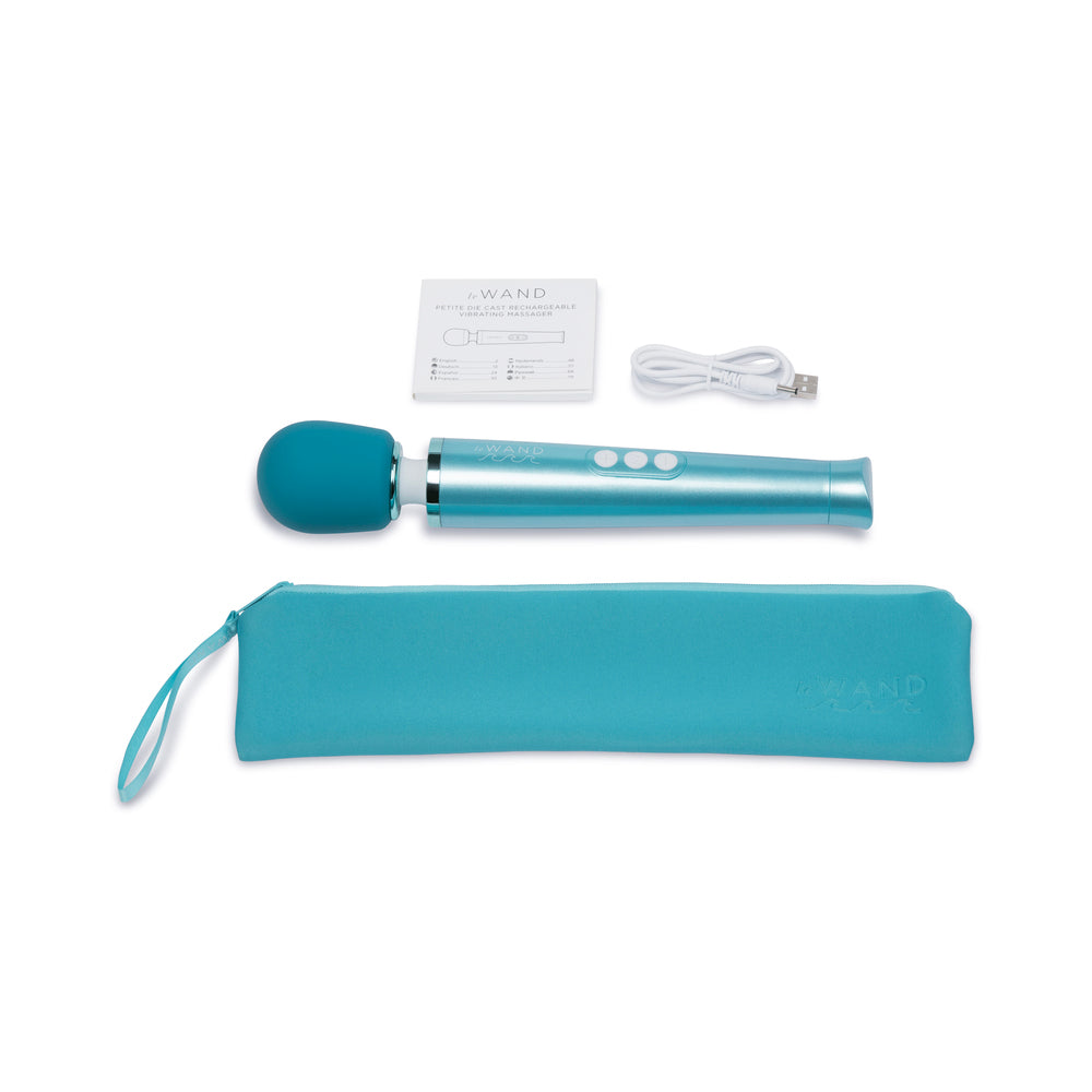 Le Wand Dive Submersible & Rechargeable Vibrating Massager - Blue