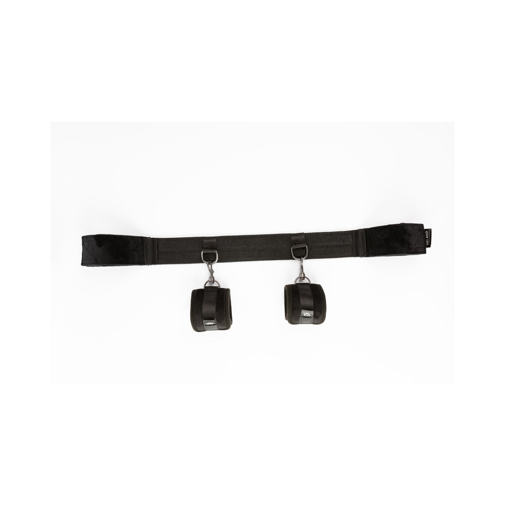 SEI MIO Spread the Love Ankle Spreader Bar with Wrist Cuffs
