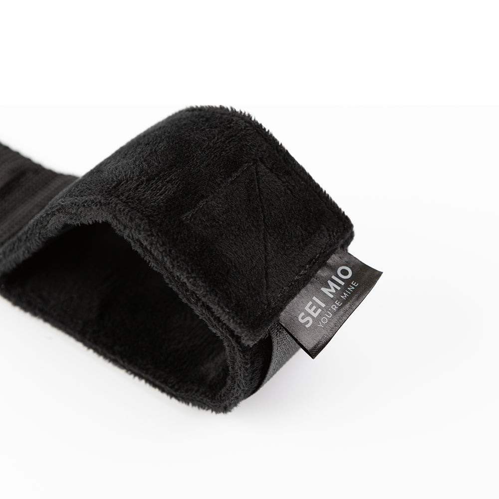 SEI MIO Spread the Love Ankle Spreader Bar with Wrist Cuffs