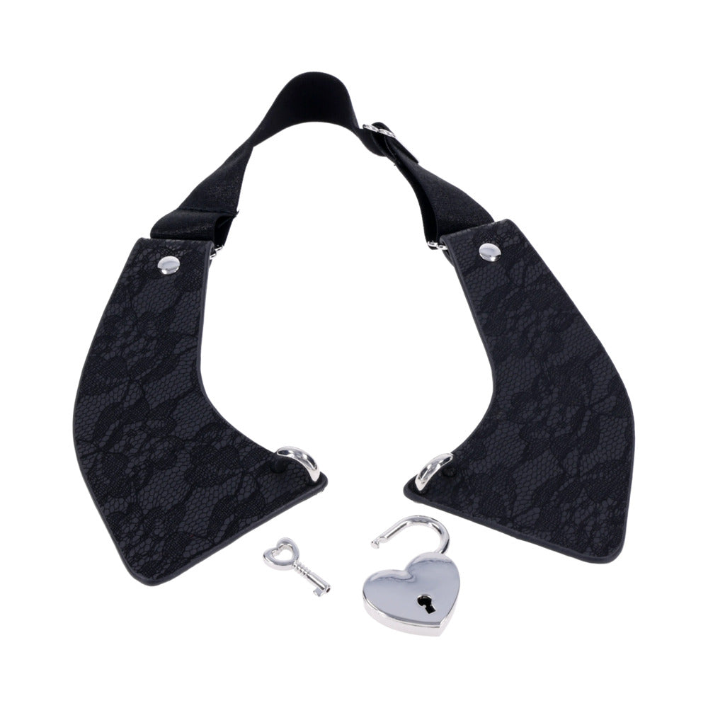 Sex & Mischief Heartbound Lace Day Collar