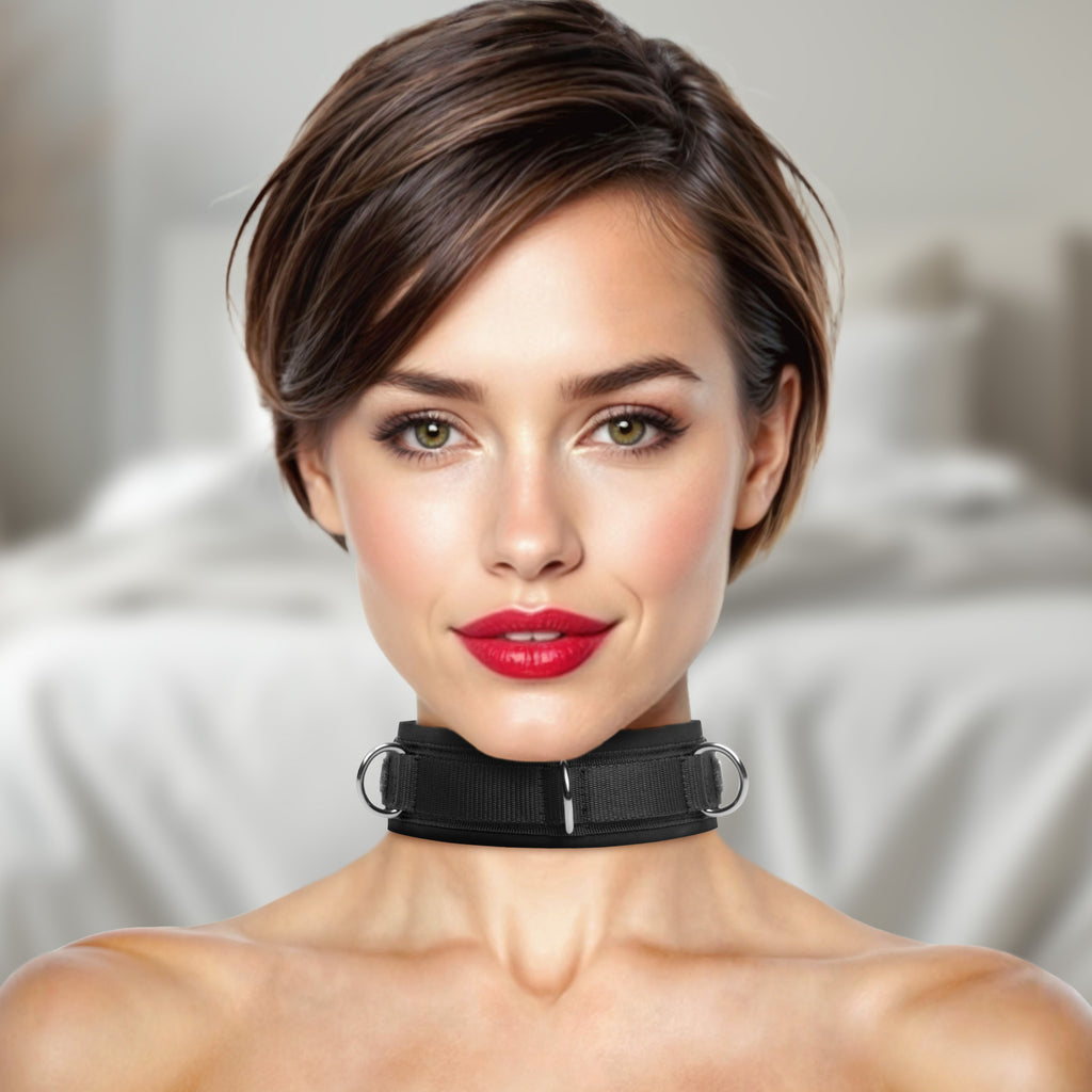 Neoprene Bondage Collar with D-Rings